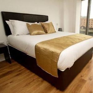 Two-Bedroom Apartment Two Double Rooms